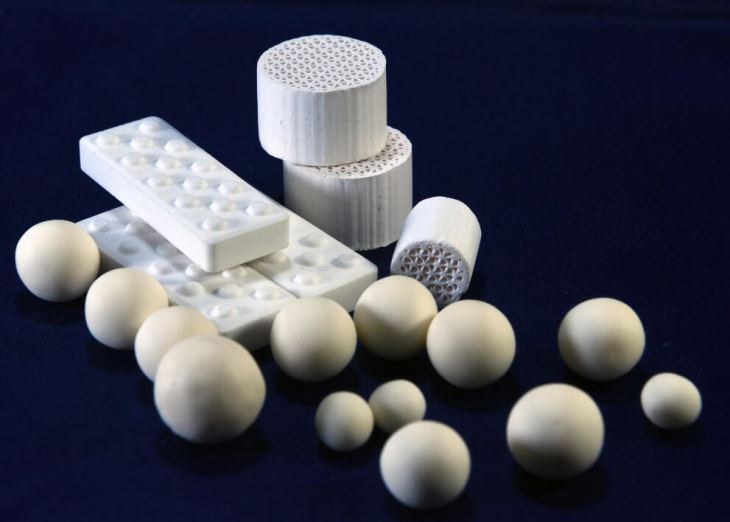 95% Alumina Ceramic Cylindrical Rod Used in Chemical Industry