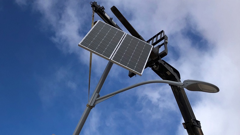 Installing Solar Street Light To Get Rid Of Dangers In Less Investment