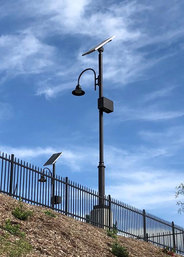 commercial solar powered parking lot lights